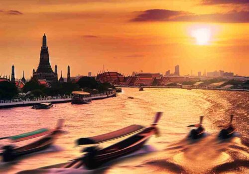 Discover the best sights and experiences along the Chao Phraya River. From cruises to landmarks, explore Bangkok's vibrant riverside adventures!