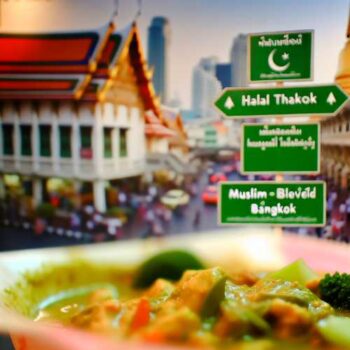 5-Day Muslim-Friendly Itinerary for Bangkok . enjoy halal dish and place to go